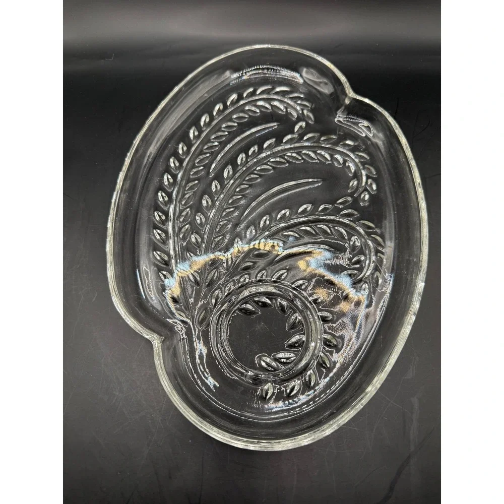 Clear Glass Embossed Leaf‎ Paisley Federal Glass Snack Master Luncheon Plate Vtg